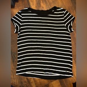 American eagle, size xs, black and white striped